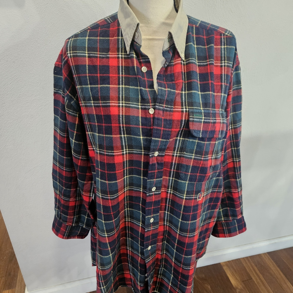 Vintage Tommy Hilfiger plaid Flannel Button Down Shirt With Khaki Collar Sz Med